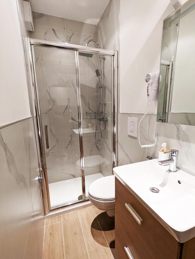 Dama Suite Love & Private Jacuzzi 巴里 外观 照片